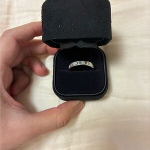 Tiffany & Co Atlas White Gold ring